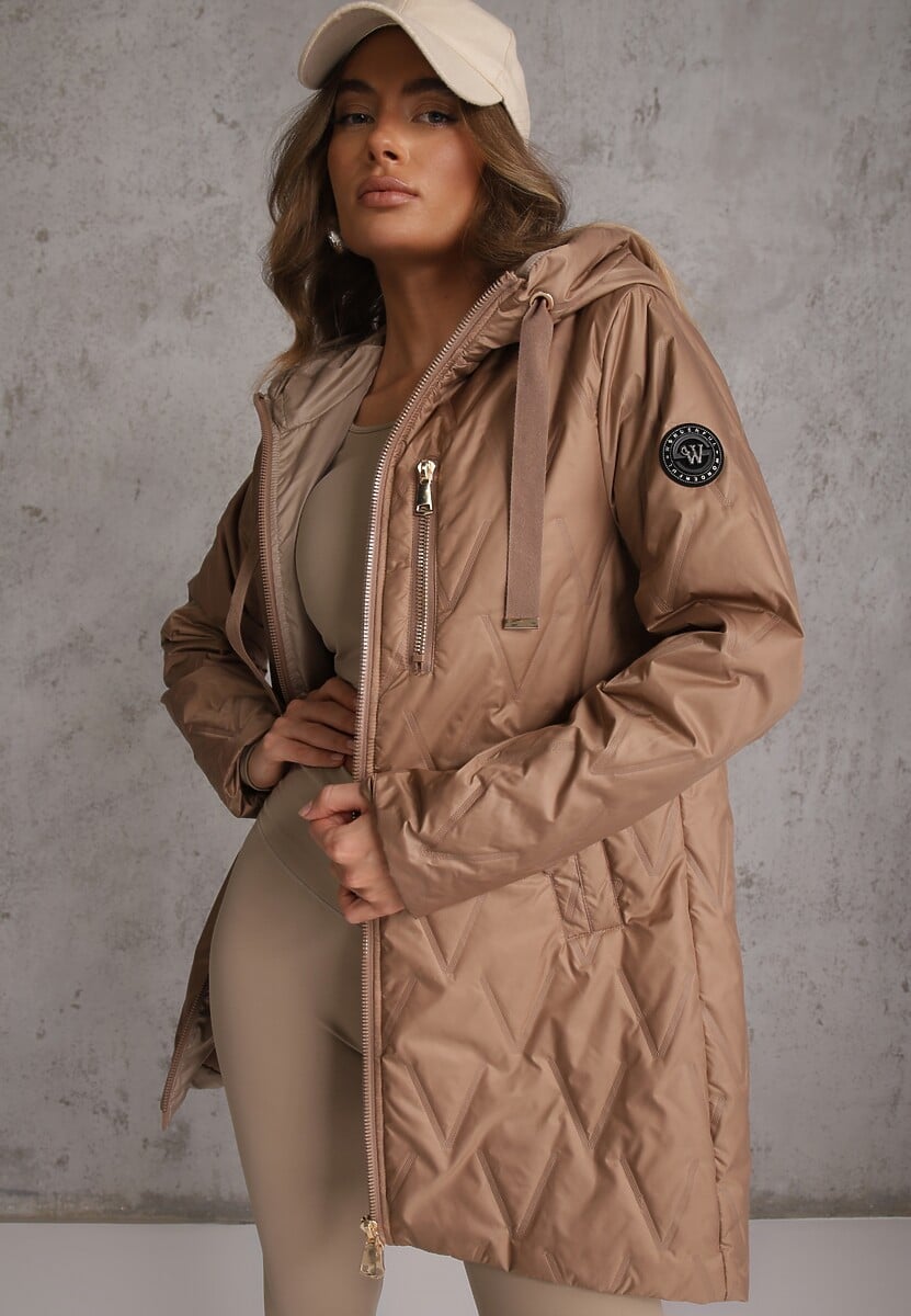 Szampańska Długa Kurtka Parka Pikowana z Kapturem Ozdobiona Aplikacją Rossea 2