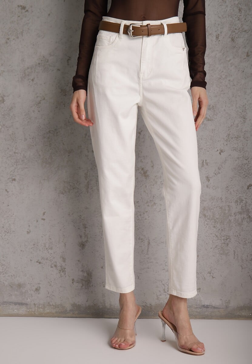 Białe Jeansy Mom Fit z Wiskozą Bawełną i Paskiem z Metaliczną Klamrą Salennith 2