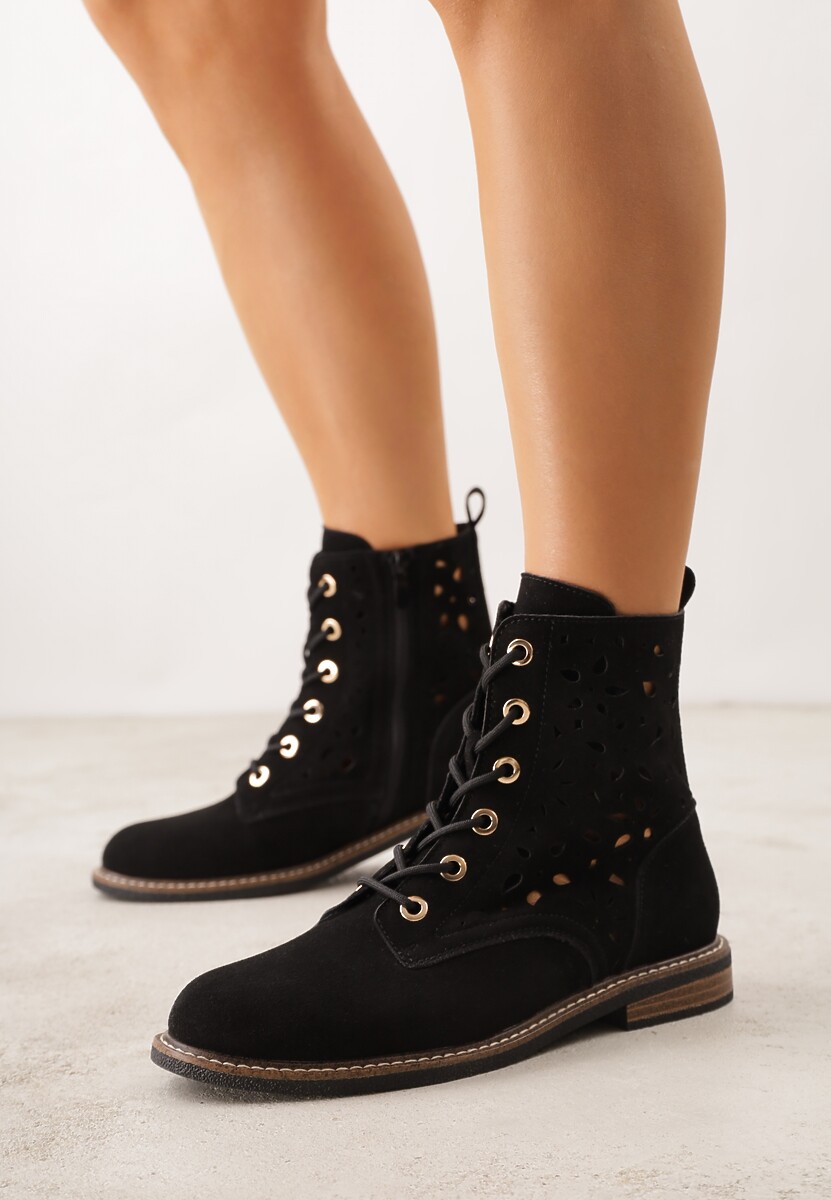 Czarne Skórzane Botki z Ażurowym Wzorem Kasona 2