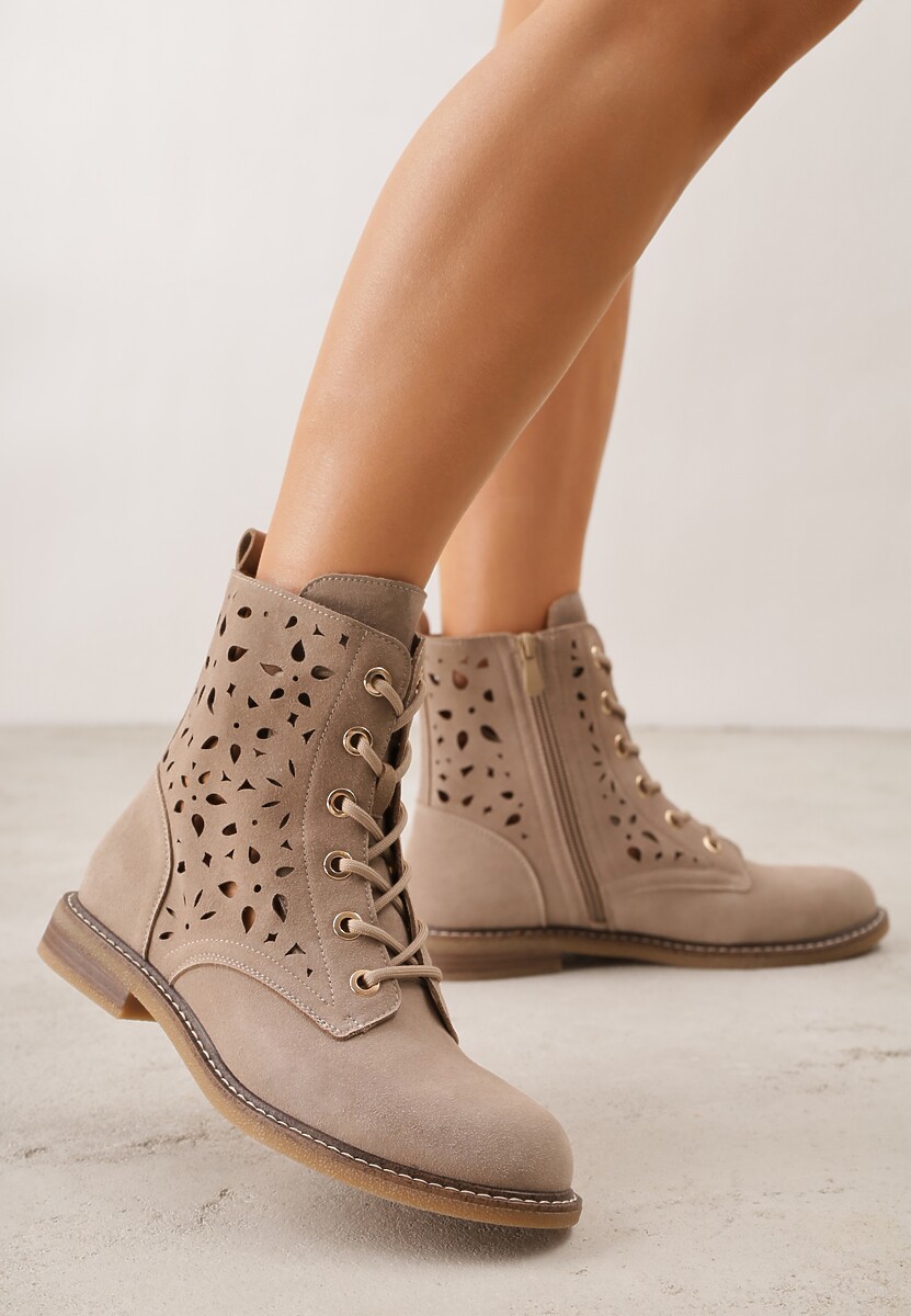 Ciemnobeżowe Skórzane Botki z Ażurowym Wzorem Kasona 1