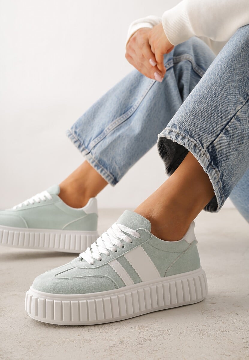 Zielone Sneakersy na Tłoczonej Platformie Ozdobione Dwoma Paskami Hesaia 2