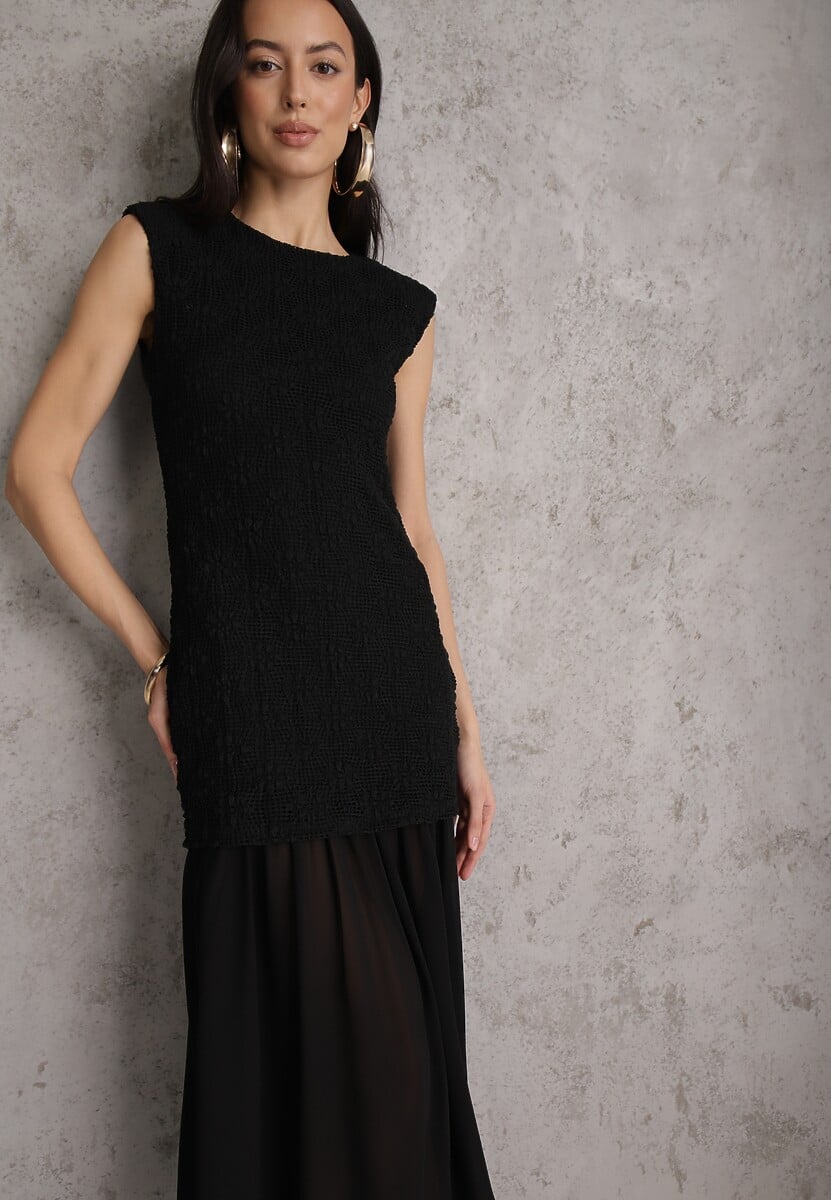 Czarna Ażurowa Sukienka z Transparentnym Dołem i Usztywnionymi Ramionami Semiris 2