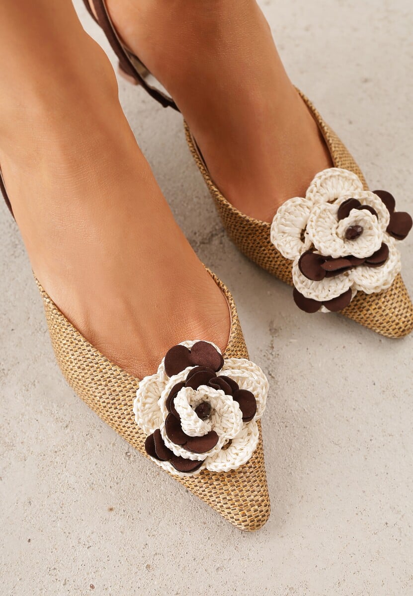 Brązowe Sandały Slingback na Kaczuszce z Tweedowymi Wstawkami i Kwiatem 3D Zehe 3