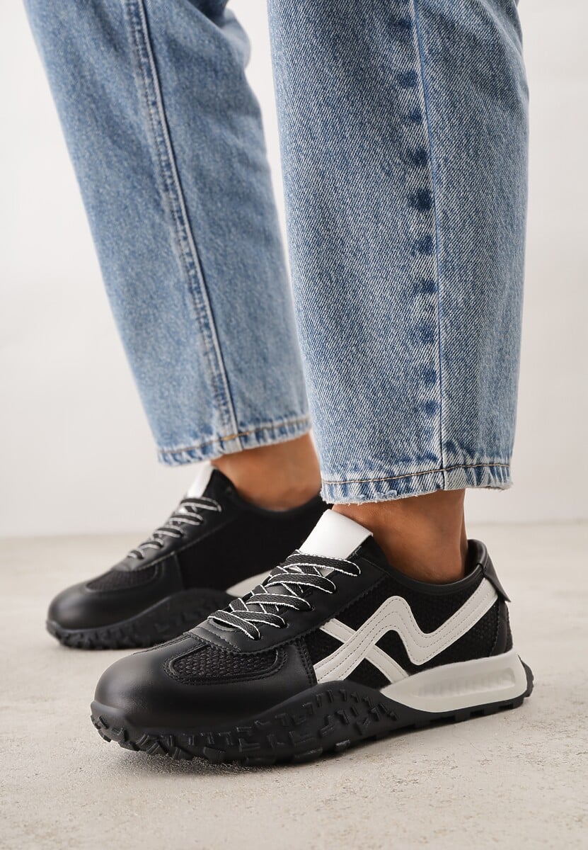 Czarne Sneakersy z Futurystyczną Tłoczoną Podeszwą i Geometrycznym Wzorem Emalorine 2