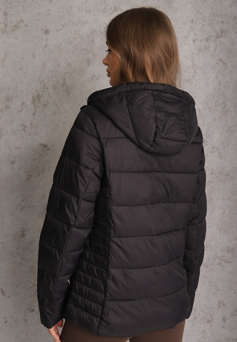 Czarna Pikowana Kurtka Przejściowa z Kapturem Learithra 3