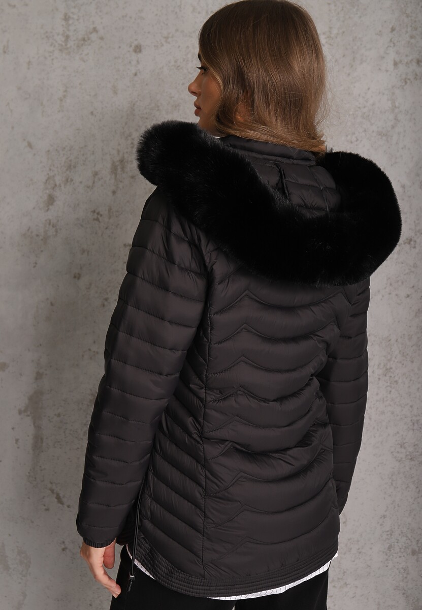 Czarna Przejściowa Kurtka z Pikowaniem Bocznymi Ściągaczami i Kapturem Fezizia 3