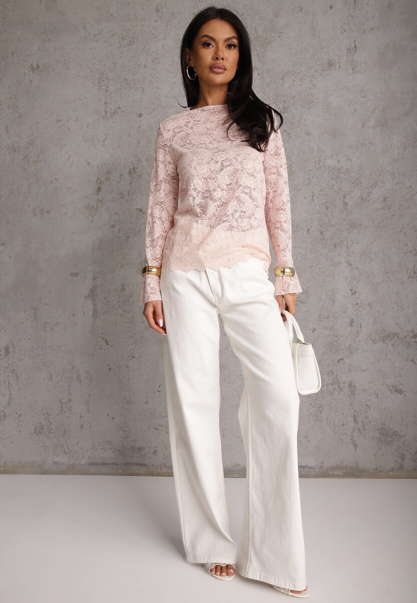 Różowa Bluzka z Koronki Ozdobiona Rozkloszowanymi Rękawami i Falbanką na Dole Sanovia 2