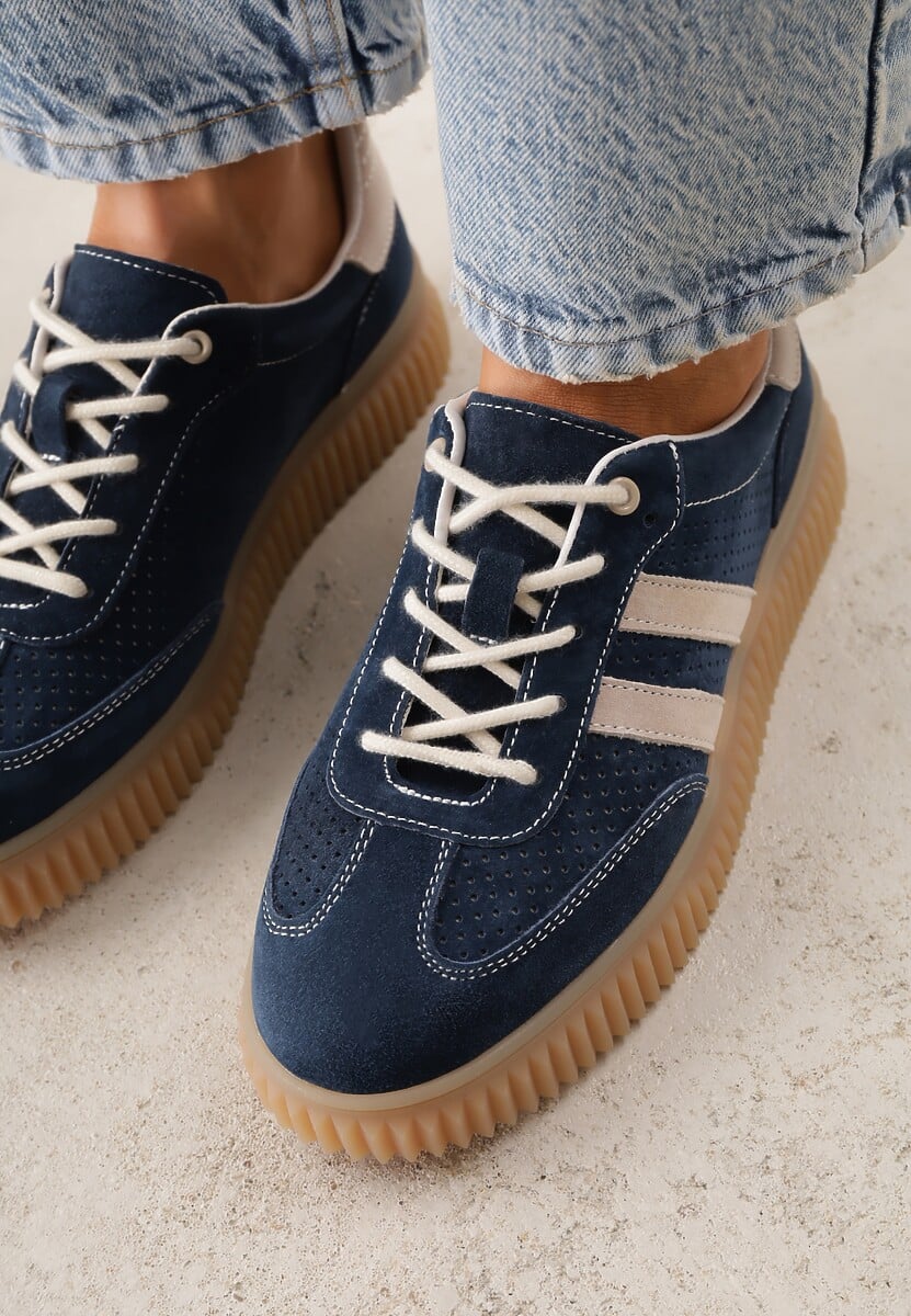 Granatowe Sneakersy Typu Tenisówki z Zamszu Naturalnego Ozdobione Paskami Tarinella 3