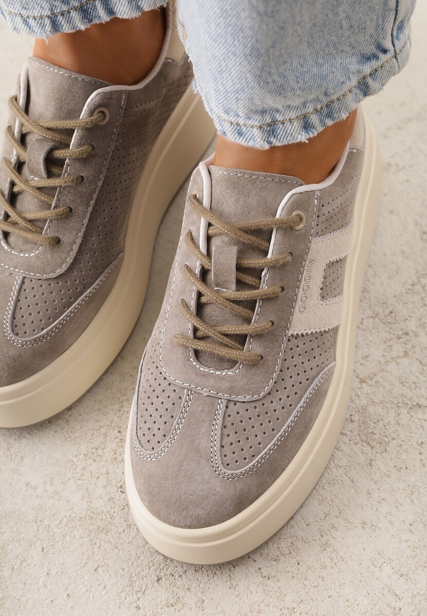 Ciemnobeżowe Sneakersy z Zamszu Naturalnego na Platfomie z Napisem i Perforacją Zitara 3