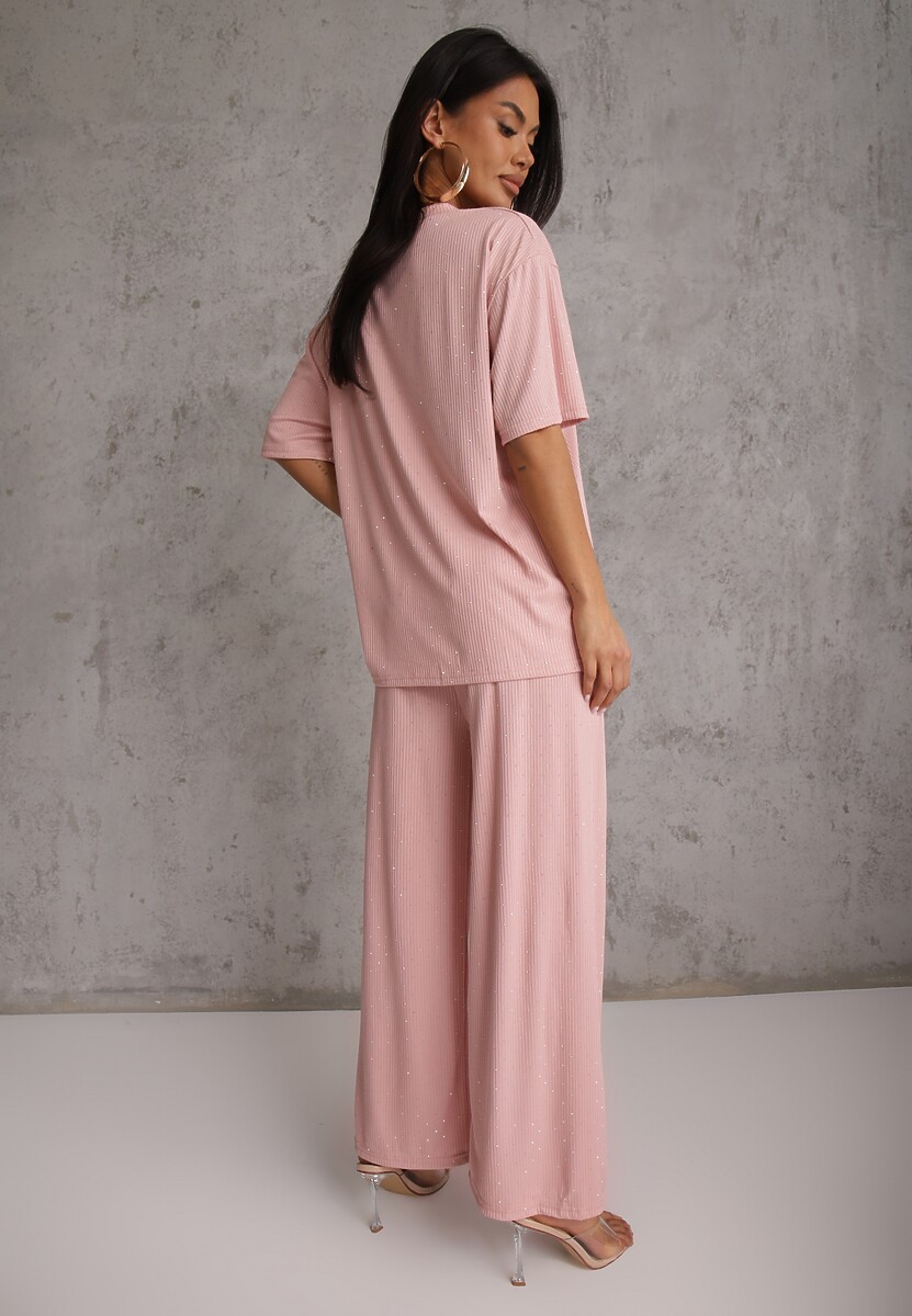 Różowy Oversizowy Komplet Zdobiony Cyrkoniami T-shirt i Spodnie Arnateia 3