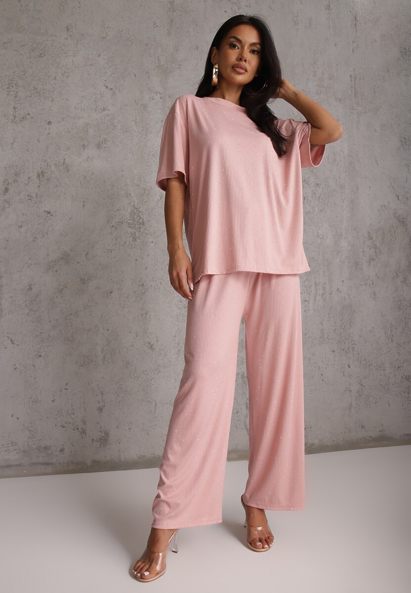 Różowy Oversizowy Komplet Zdobiony Cyrkoniami T-shirt i Spodnie Arnateia 1