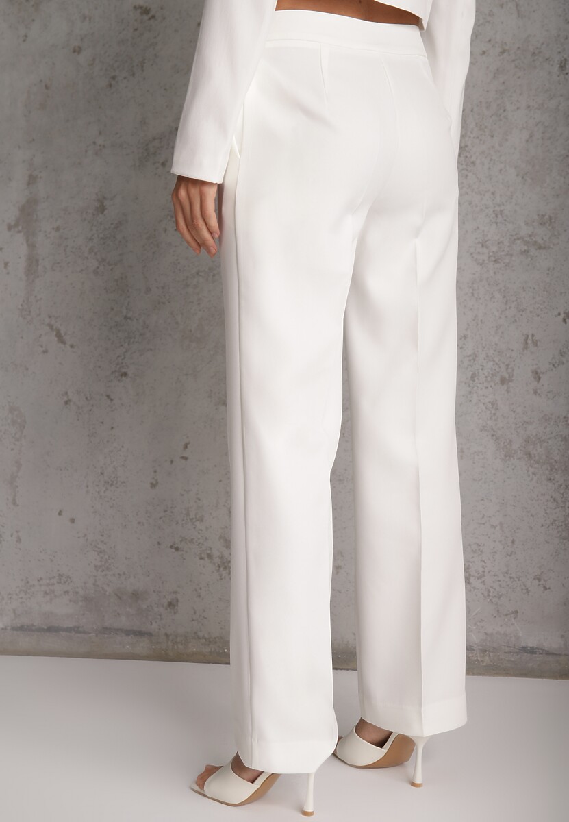 Białe Spodnie Garniturowe na Kant VICES Zdobione Zapięciem z Klamrą Azisore 3