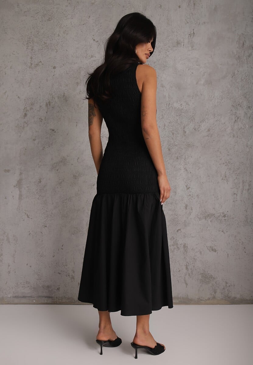 Czarna Sukienka Drop Waist Bez Rękawów Zdobiona Marszczeniem Natinelle 3