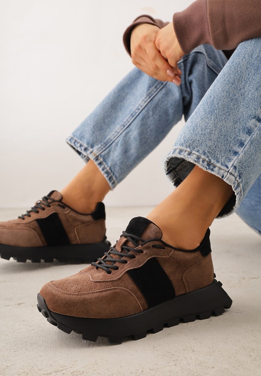 Ciemnobrązowe Zamszowe Sneakersy na Podeszwie Chunky z Perforowaną Cholewką Cezarlina 1