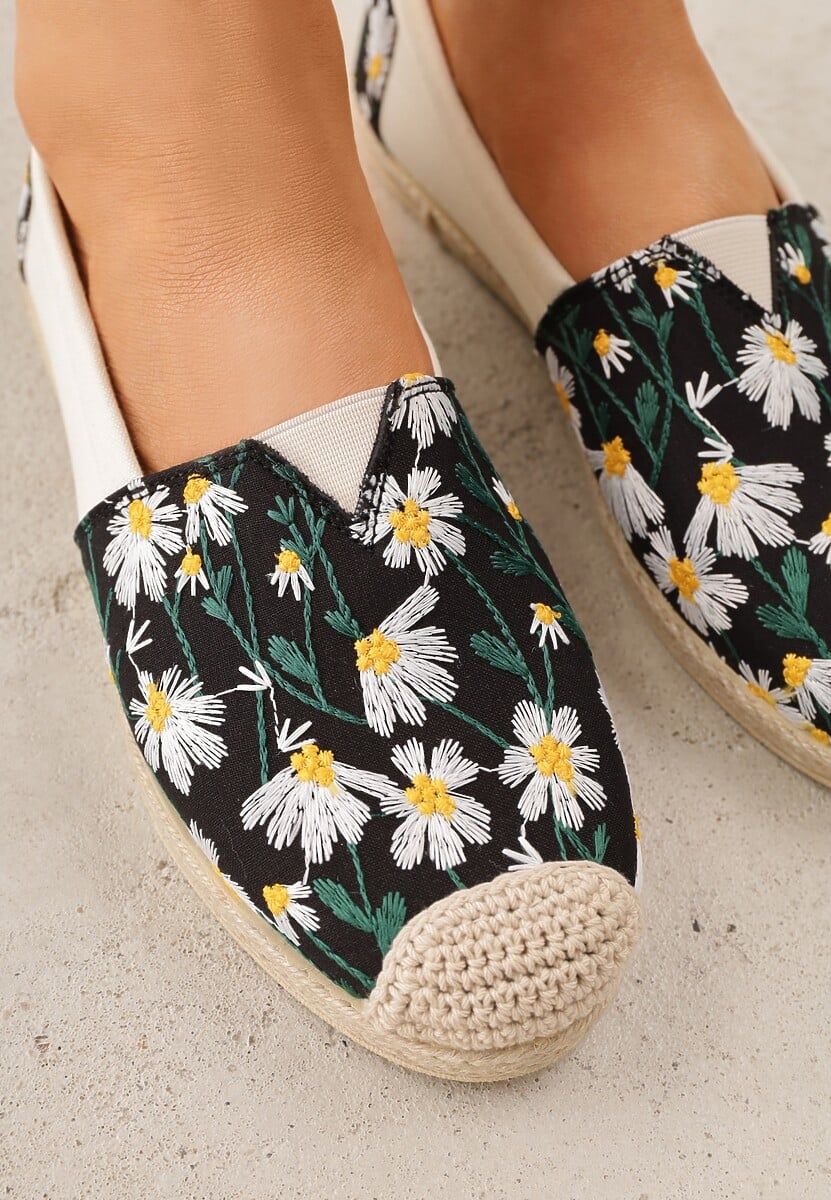 Czarne Espadryle Ozdobione Kwiatowym Haftem i Plecionką Kiranth 3