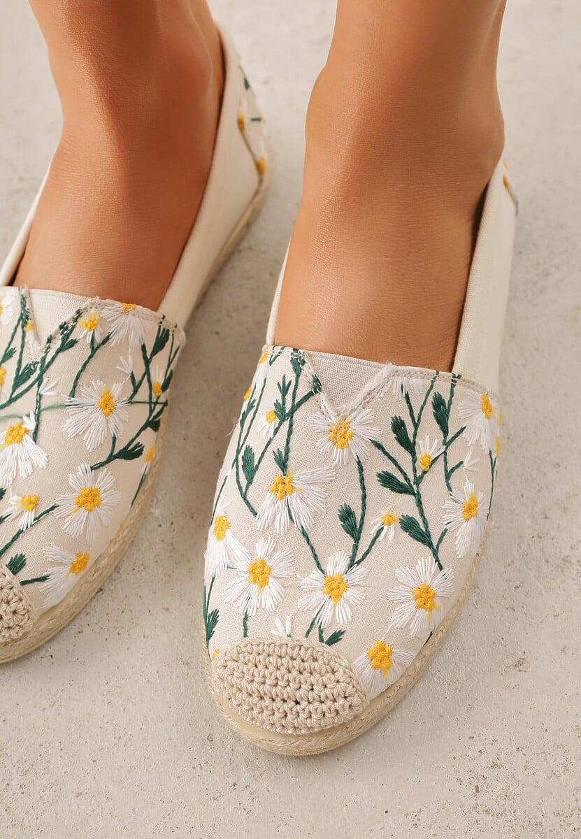 Beżowe Espadryle Ozdobione Kwiatowym Haftem i Plecionką Kiranth 3