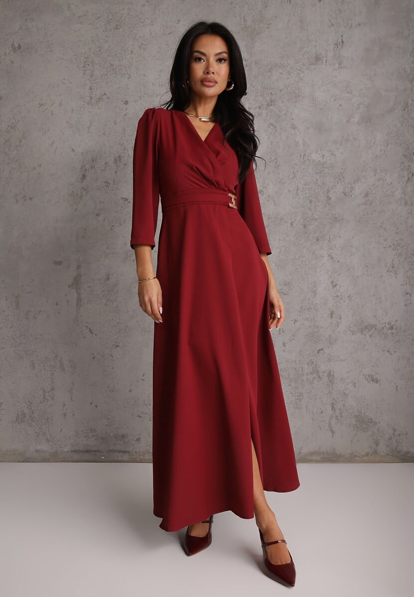 Bordowa Elegancka Sukienka o Kopertowym Kroju Zdobiona Aplikacją w Talii Zilendra 1