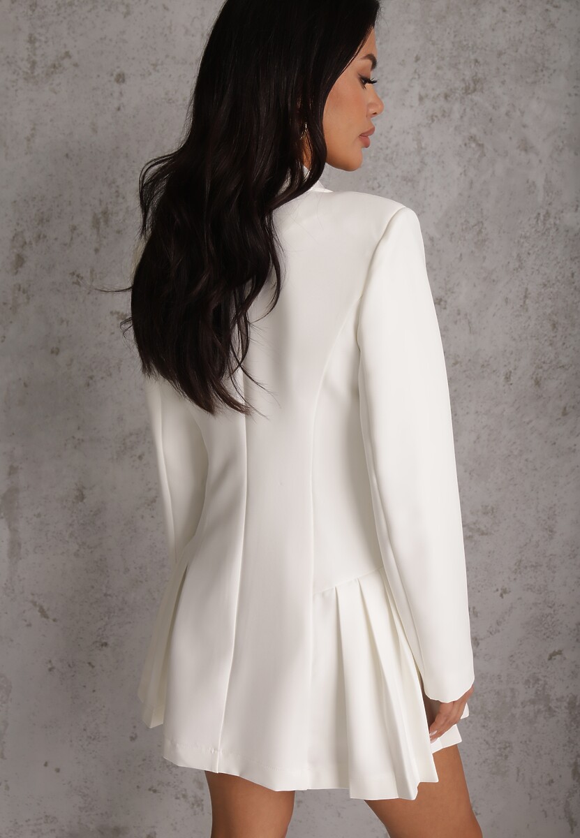 Biała Rozkloszowana Sukienka Marynarka VICES z Usztywnianymi Ramionami Ilarita 3