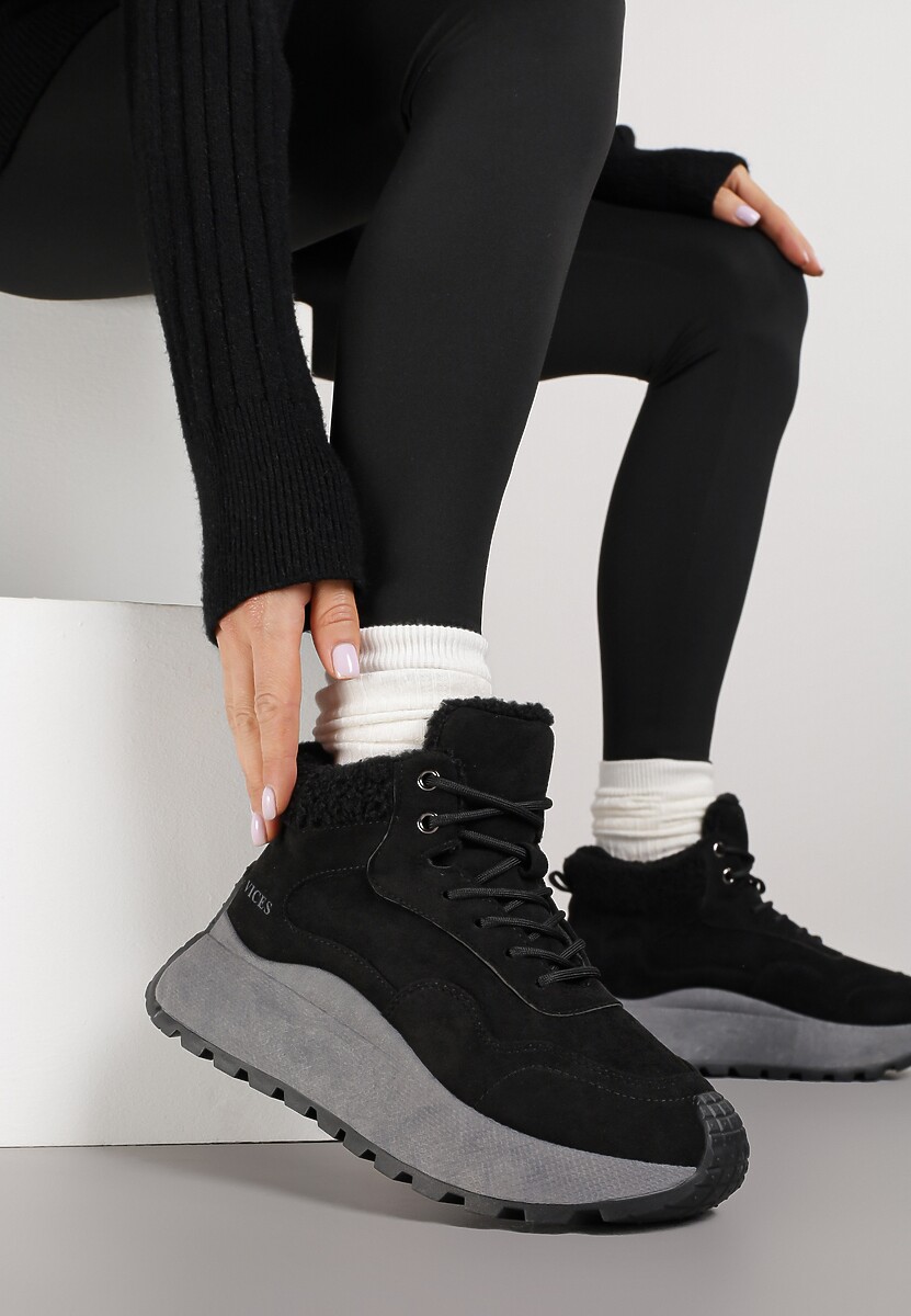 Czarne Sneakersy Śniegowce Vices na Platformie Ozdobione Napisem i Futerkiem Lanite 1
