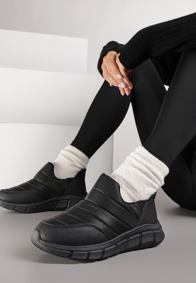 Czarne Sneakersy na Platformie z Tłoczeniem i Pikowaną Cholewką Vermina 2