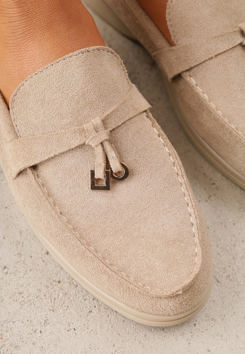 Beżowe Mokasyny VICES Casualowe ze Skórzaną Wkładką i Metalowymi Ozdobami Dinsmore 3