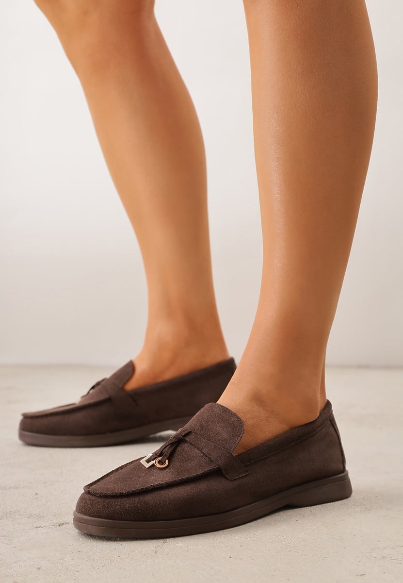 Ciemnobrązowe Mokasyny VICES Casualowe ze Skórzaną Wkładką i Metalowymi Ozdobami Dinsmore 1