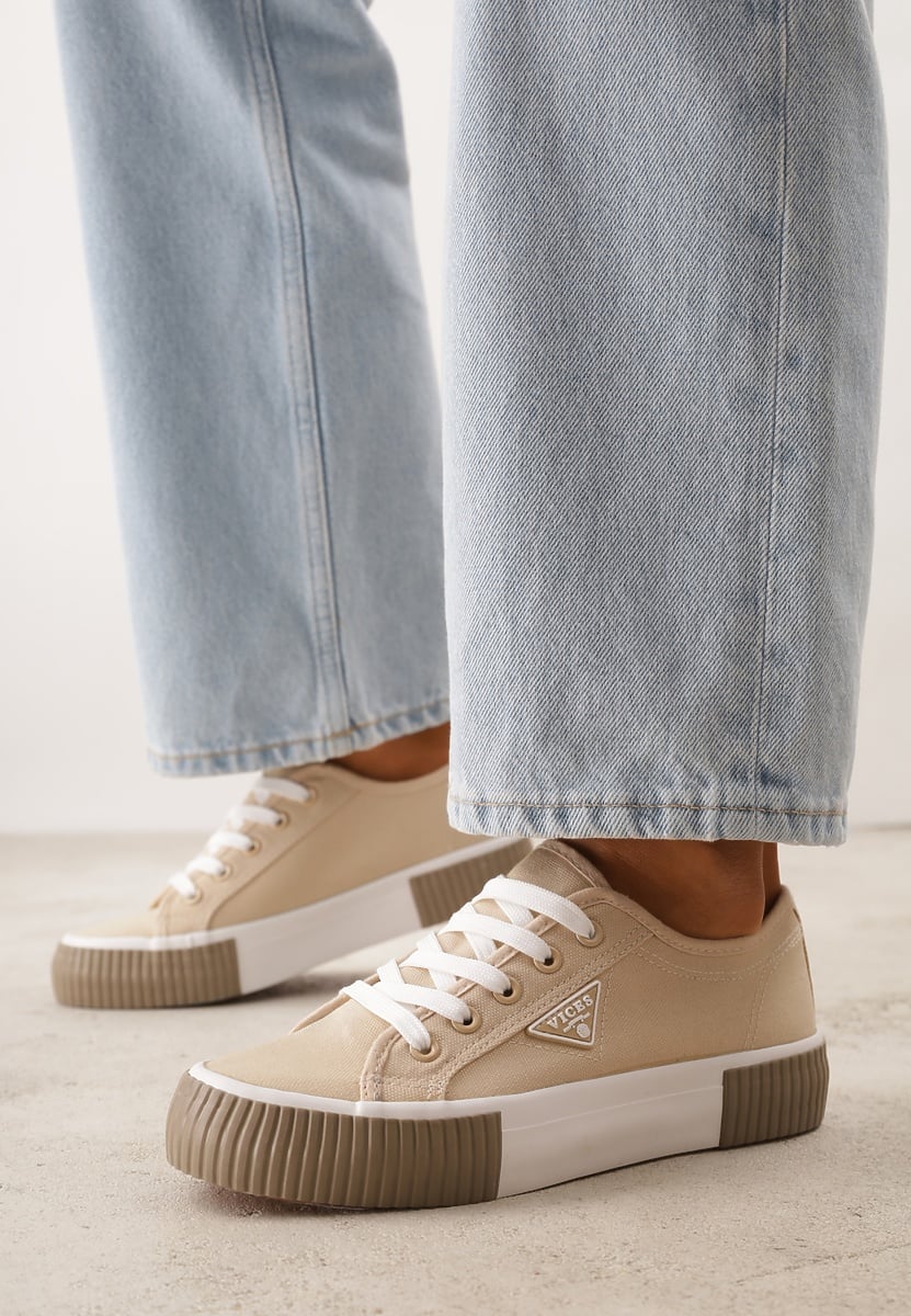 Beżowe Trampki VICES na Żłobionej Platformie Zdobione Trójkątną Aplikacją Lorerina 2