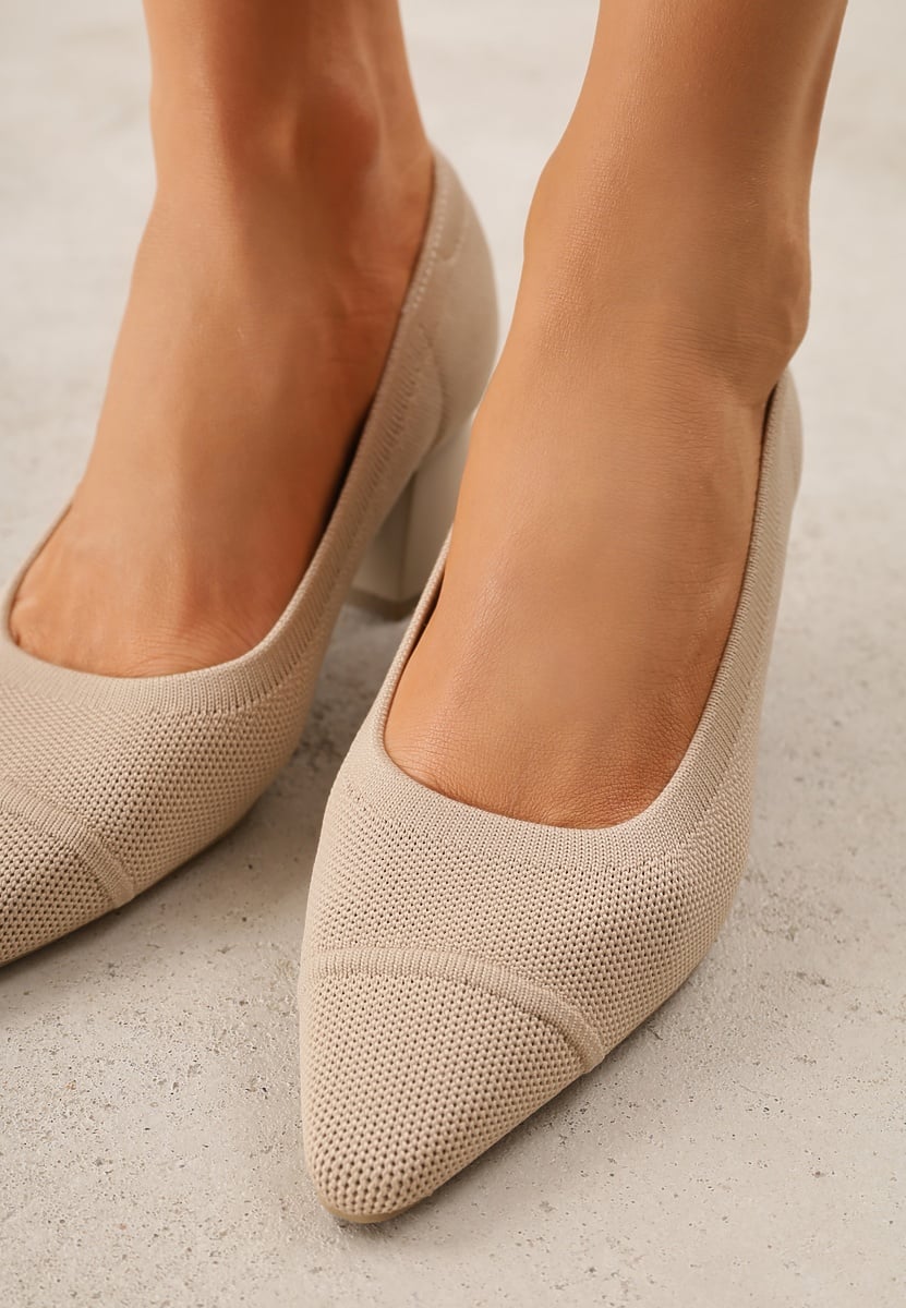Ciemnobeżowe Strukturalne Czółenka VICES na Słupkowym Obcasie Abathise 3