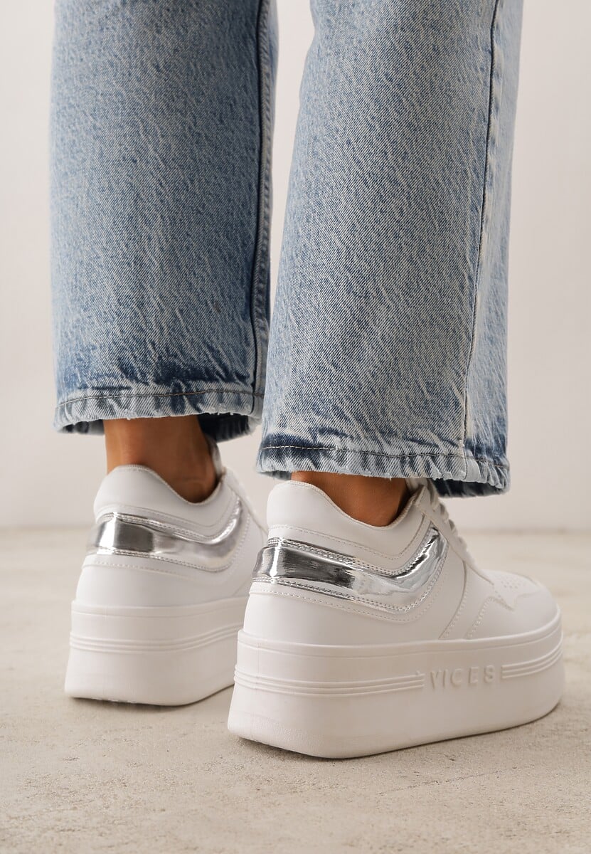 Biało-Srebrne Sneakersy VICES na Platformie Ozdobione Tłoczonym Napisem Berolla 3