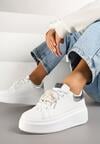 Biało-Srebrne Sneakersy na Platformie z Perełkami Przy Sznurowadłach Ulianori