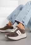 Brązowe Sneakersy na Platformie z Naturalnego Zamszu z Geometrycznym Wzorem i Napisem Latalissa