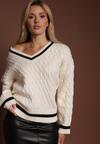 Jasnobeżowy Sweter w Stylu Preppy z Warkoczowym Splotem Belmire