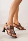 Brązowe Sandały na Słupku z Frędzlami z Przodu Cahriana