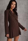 Brązowa Rozkloszowana Sukienka Marynarka VICES z Usztywnianymi Ramionami Ilarita
