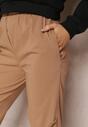 Ciemnobeżowe Bawełniane Spodnie z Marszczoną Gumką w Talii Magu