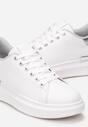 Biało-Srebrne Sneakersy na Niskiej Platformie z Błyszczącymi Wstawkami Vasse