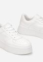 Białe Sznurowane Sneakersy na Platformie z Bieżnikiem Arvilla