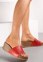 Czerwone Klapki na Koturnie z Szerokim Paskiem i Okrągłym Noskiem Rynn