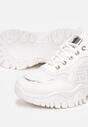 Białe Amortyzujące Sneakersy na Grubej Podeszwie ze Żłobieniami i Ozdobnymi Wstawkami Paislie