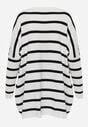 Biały Oversizowy Sweter z Rękawami o Fasonie Nietoperz i Wzorem w Paski Eistauma
