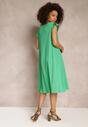 Zielona Sukienka Midi Trapezowa z Materiału z Ozdobnym Tłoczeniem Emlia