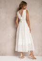 Biała Sukienka Maxi z Koronkowej Tkaniny z Wiązaniem przy Dekolcie Nodaia