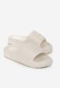 Białe Piankowe Klapki z Ozdobnym Tłoczeniem Eupnia