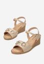 Beżowe Sandały z Klamerką na Koturnie z Imitacji Drewna Jalan