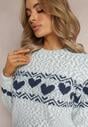 Niebieski Sweter Dzianinowy w Ozdobne Serca Vivianeme