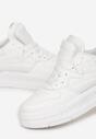 Białe Sneakersy Ozdobione Wstawkami i Perforacją z Imitacji Skóry Cressia
