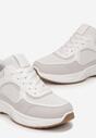 Białe Sznurowane Sneakersy Ozdobione Metaliczną Wstawką Kizria