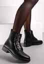 Botine negre cu toc plat și catarame decorative Trivessa
