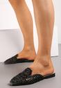 Papuci Negre cu Model Aжур Împletit cu Floare și Talpă Plată Gemia
