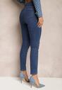 Granatowe Skinny Jeansy z Przetarciami Push-Up Zireal